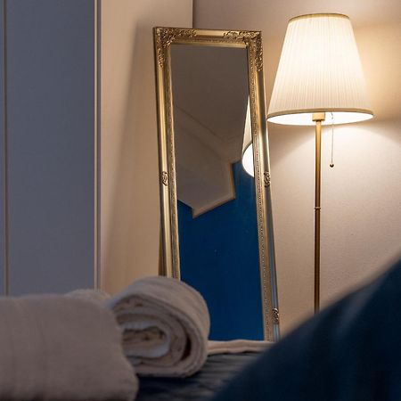 Freedom Suites Parma Exteriör bild